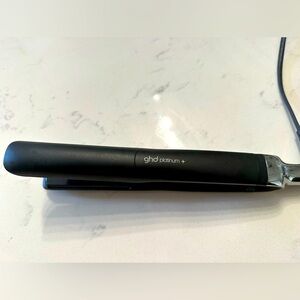 GHD platinum+ Styler 1 inch
